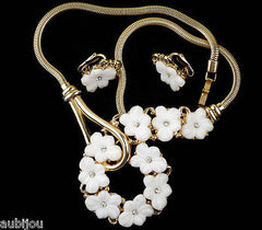Vintage Trifari White Molded Glass Floral Forget Me Not Necklace Earrings Set 1950's