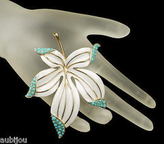 Vintage Trifari Floral White Enamel Faux Turquoise Blue Cabochon Leaf Brooch Pin Set