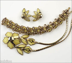 Vintage Trifari Yellow Poured Glass Floral Parure Necklace Bracelet Set Earrings 1950's