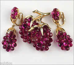 Vintage Trifari Briolette Fuchsia Glass Rhinestone Brooch Pin Set Drop Earrings