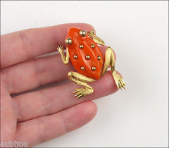 Vintage Crown Trifari Figural Faux Coral Lucite Frog Toad Brooch Pin Amphibian