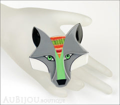 Erstwilder Pin Brooch Chanteloup the Chanting Wolf Mannequin