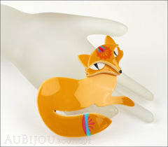 Erstwilder Pin Brooch Finn the Fabled Fox Mannequin