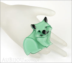 Erstwilder Pin Brooch Wary Warri Wombat Mannequin