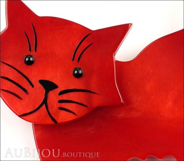 Marie-Christine Pavone Brooch Cat Fripon Red Galalith Gallery