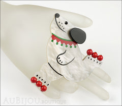 Marie-Christine Pavone Pin Brooch Polar Bear Skating Pearly White Galalith Mannequin