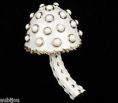 Vintage Crown Trifari 3D Figural White Enamel Mushroom Brooch Pin Toadstool 1960's