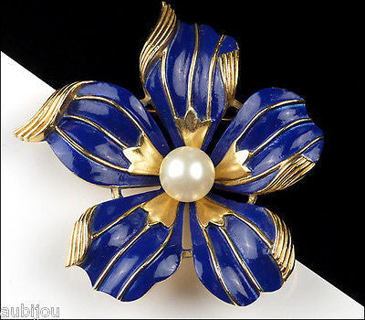 Vintage Crown Trifari Cobalt Blue Enamel Floral Dogwood Flower Brooch Pin 1960's